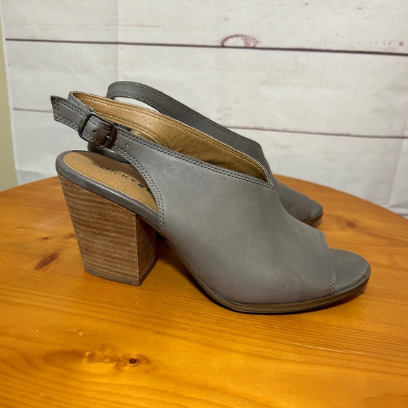 Lucky Brand Size 9 Ovrandie Classic Leather Slingback Adjustable Open-Toe Block - Picture 4 of 10